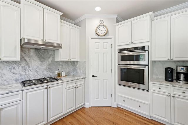 404 Laurel Park, Woodstock, GA 30188