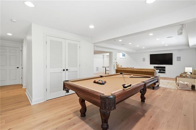 404 Laurel Park, Woodstock, GA 30188