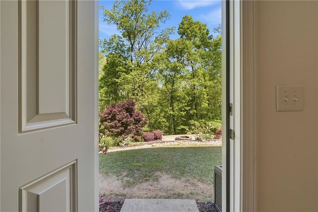 404 Laurel Park, Woodstock, GA 30188