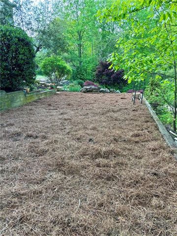 404 Laurel Park, Woodstock, GA 30188