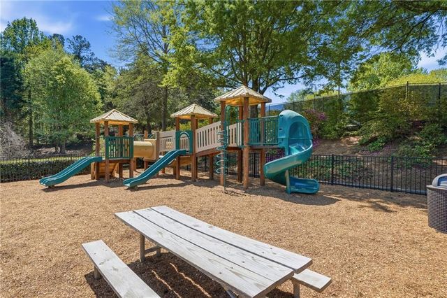 404 Laurel Park, Woodstock, GA 30188