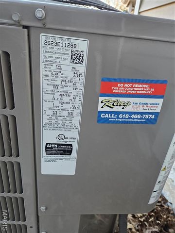 26662 Lakeview Terrace, Godfrey, IL 62035