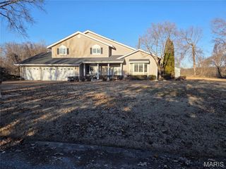 26662 Lakeview Terrace, Godfrey, IL 62035