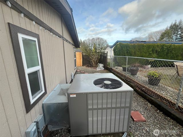 3700 14th Avenue SE #14, Olympia, WA 98501