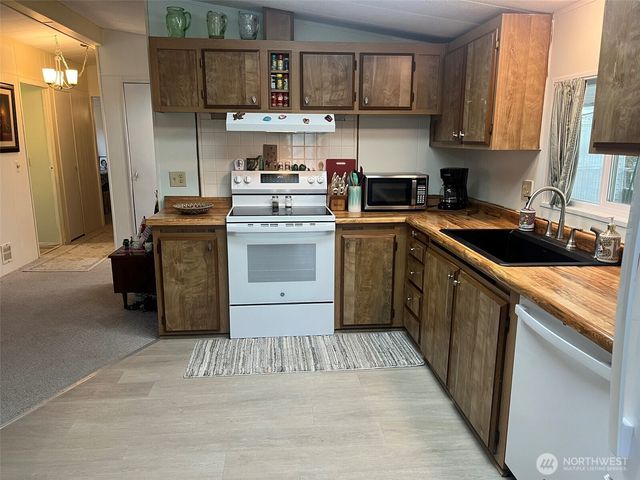3700 14th Avenue SE #14, Olympia, WA 98501