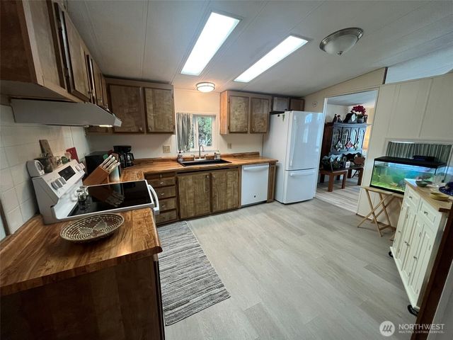 3700 14th Avenue SE #14, Olympia, WA 98501