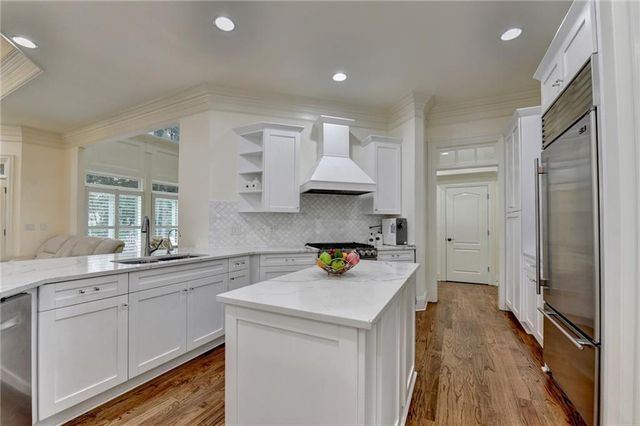8230 Royal Melbourne Way, Duluth, GA 30097
