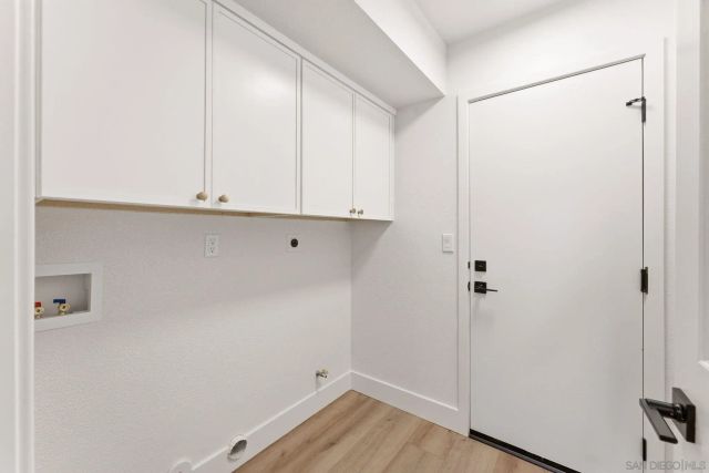 18228 Corte De Casares, San Diego, CA 92128