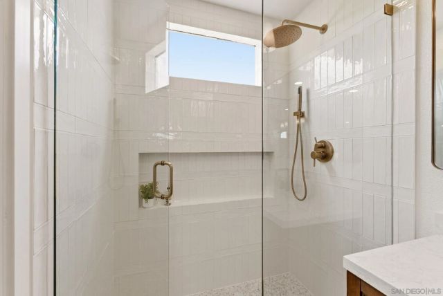 18228 Corte De Casares, San Diego, CA 92128