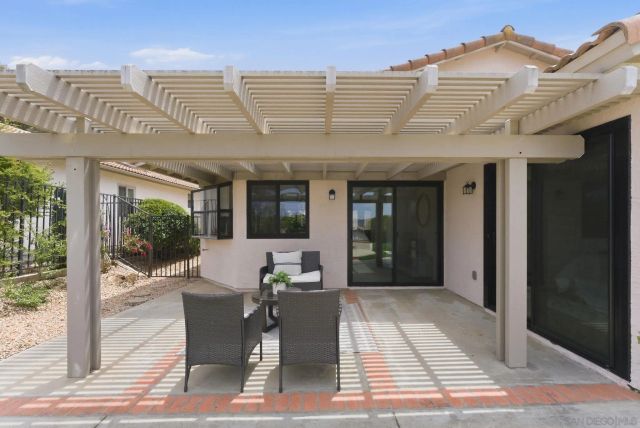 18228 Corte De Casares, San Diego, CA 92128