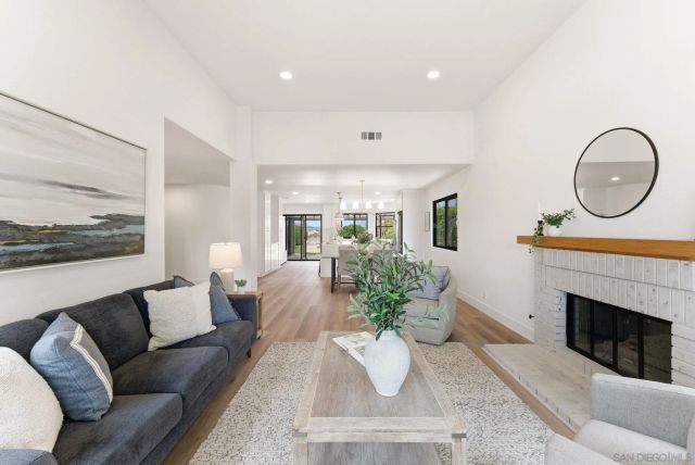 18228 Corte De Casares, San Diego, CA 92128