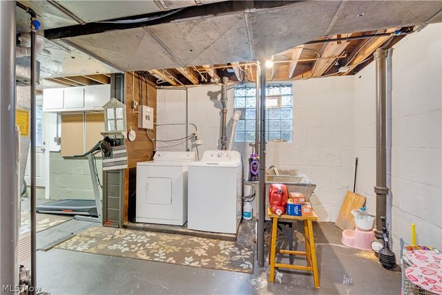 204 Edna Street, Poland, OH 44514