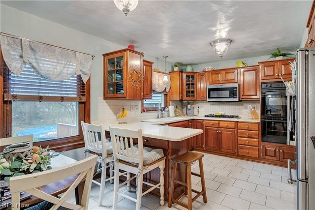 204 Edna Street, Poland, OH 44514