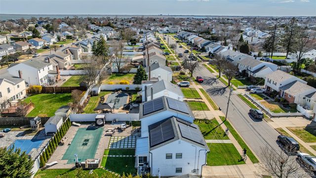 85 Massapequa Avenue, Massapequa, NY 11758