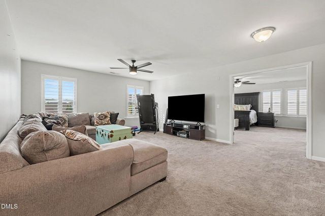 1000 Harvest Point Drive, Fuquay Varina, NC 27526