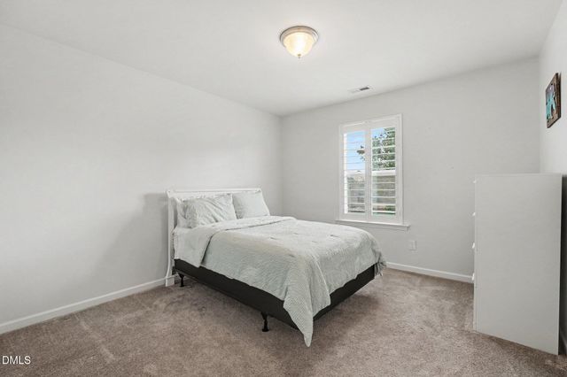 1000 Harvest Point Drive, Fuquay Varina, NC 27526