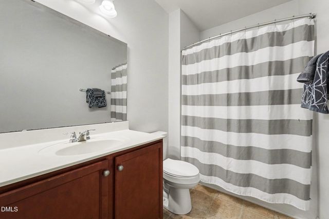 1000 Harvest Point Drive, Fuquay Varina, NC 27526
