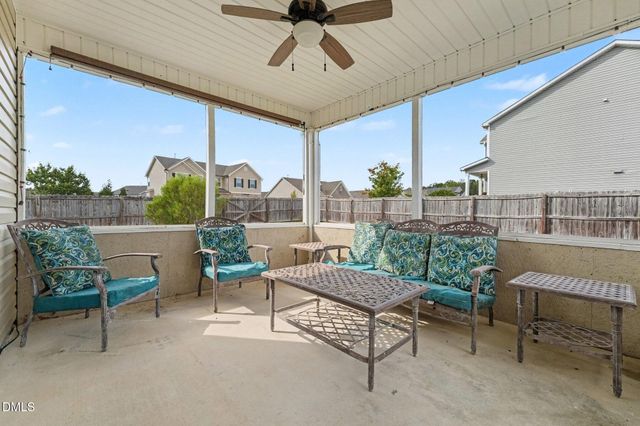 1000 Harvest Point Drive, Fuquay Varina, NC 27526