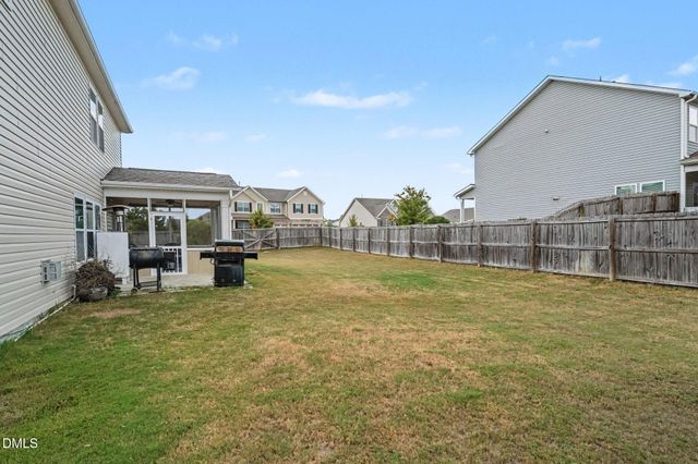 1000 Harvest Point Drive, Fuquay Varina, NC 27526