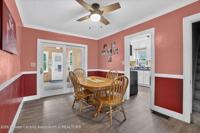 2155 Cedar Street, Holt, MI 48842