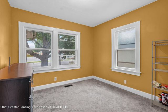 2155 Cedar Street, Holt, MI 48842