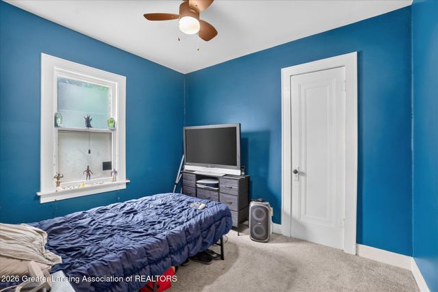 2155 Cedar Street, Holt, MI 48842