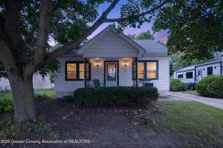 2155 Cedar Street, Holt, MI 48842