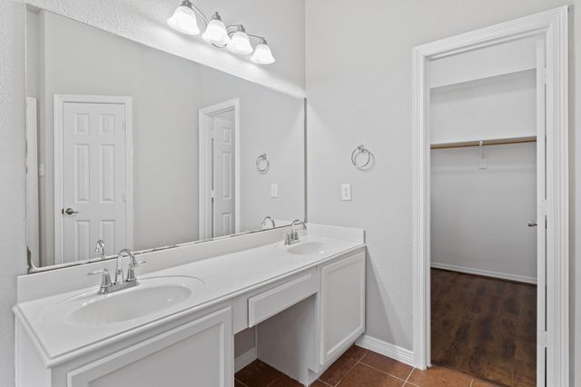 2213 Whitney Drive, Weatherford, TX 76087