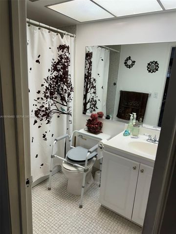 4047 NW 16th Street 110, Lauderhill, FL 33313