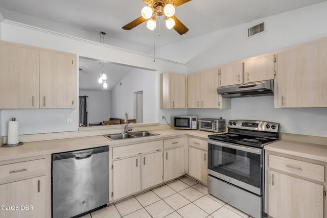 886 Andken Lane, Port Orange, FL 32127