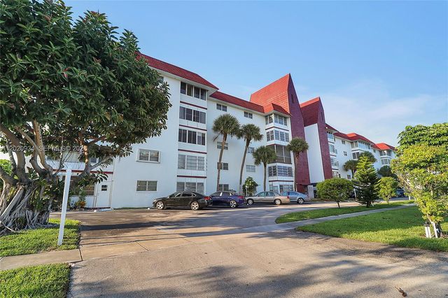 4851 NW 21st St 107, Lauderhill, FL 33313