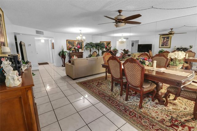 4851 NW 21st St 107, Lauderhill, FL 33313