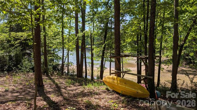 6704 Montgomery Road, Lake Wylie, SC 29710