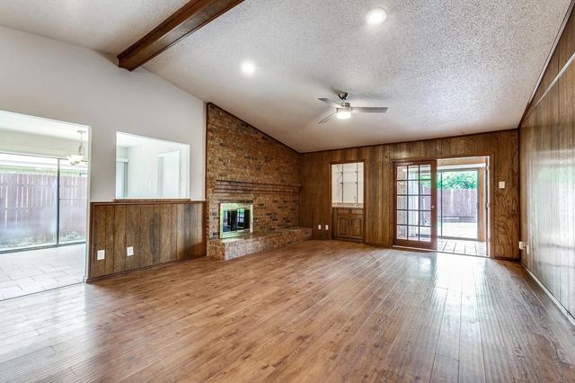425 Quintana Drive, Garland, TX 75043