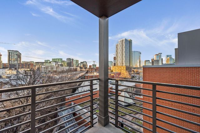 635 7th Ave S Apt 501, Nashville, TN 37203