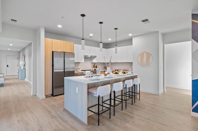 635 7th Ave S Apt 501, Nashville, TN 37203
