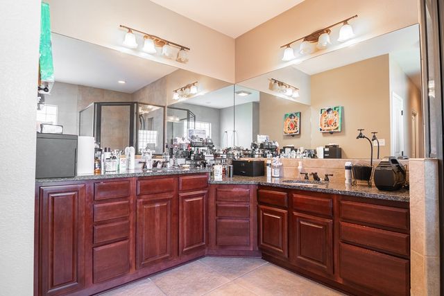 5201 Mathis St, Midland, TX 79707