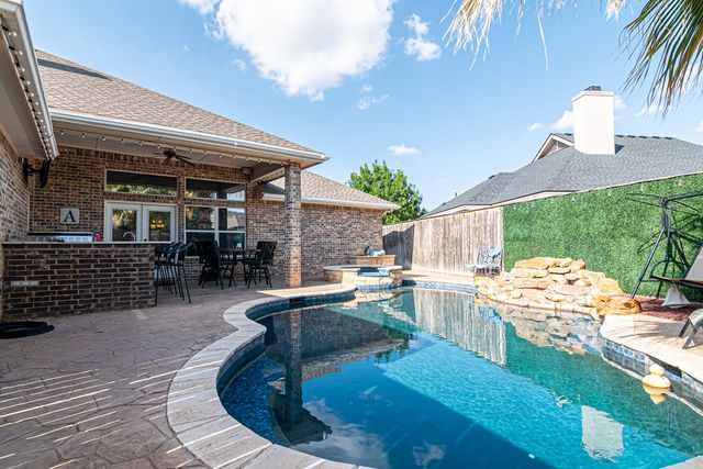 5201 Mathis St, Midland, TX 79707