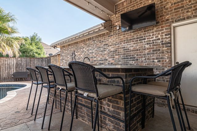 5201 Mathis St, Midland, TX 79707