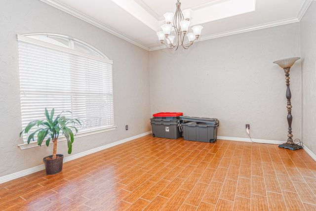5201 Mathis St, Midland, TX 79707