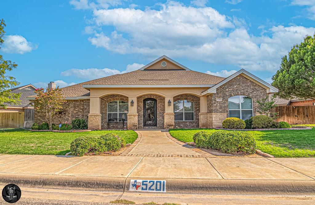 5201 Mathis St, Midland, TX 79707