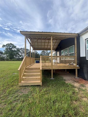 2854 Benny Griffin Rd, Livingston, TX 77351