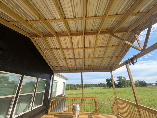 2854 Benny Griffin Rd, Livingston, TX 77351