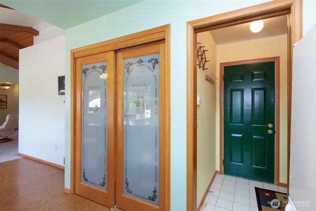 101 Timothy Lane, Sequim, WA 98382