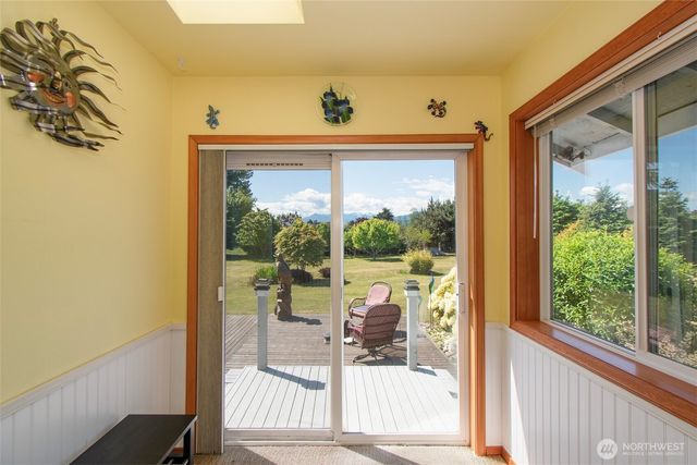 101 Timothy Lane, Sequim, WA 98382