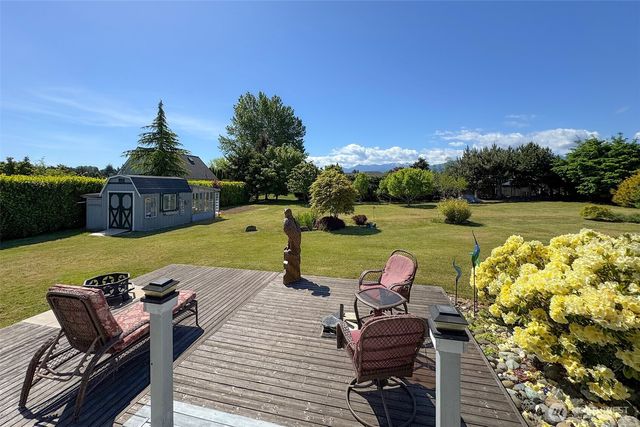 101 Timothy Lane, Sequim, WA 98382