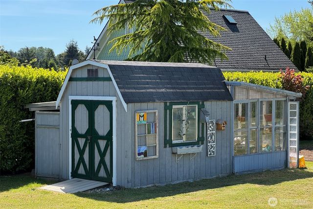 101 Timothy Lane, Sequim, WA 98382