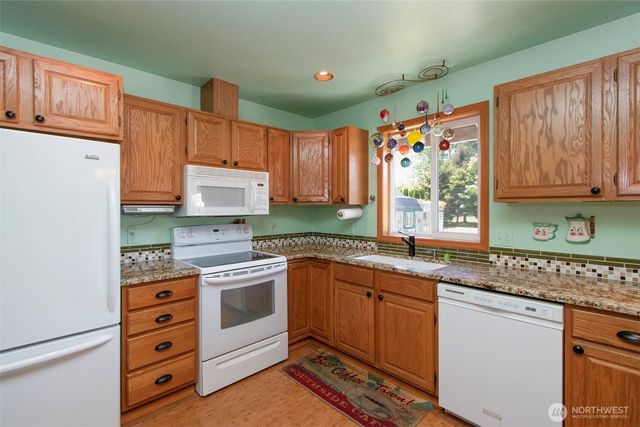 101 Timothy Lane, Sequim, WA 98382
