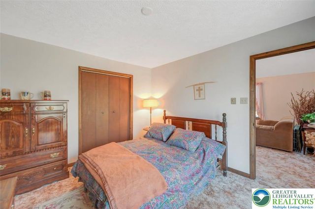 244 Lake Road, Coolbaugh Twp, PA 18466