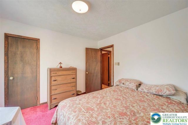 244 Lake Road, Coolbaugh Twp, PA 18466